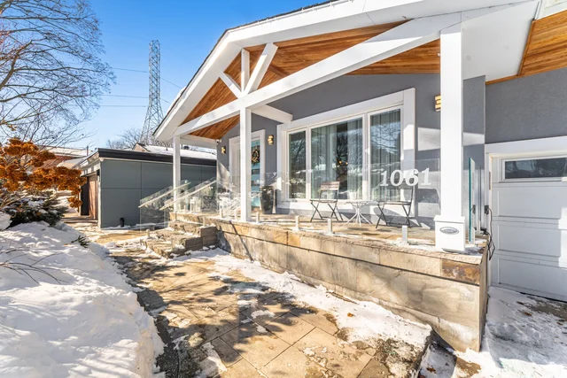 1061 Johnathan Drive, Mississauga - photo 4