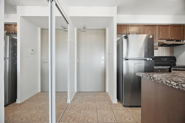 #802-2325 Central Park Drive, Oakville - photo 8