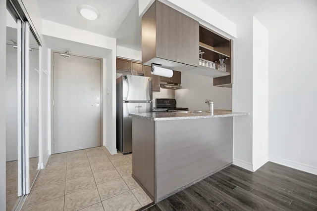 #802-2325 Central Park Drive, Oakville - photo 10