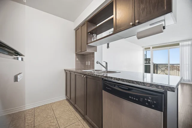 #802-2325 Central Park Drive, Oakville - photo 12