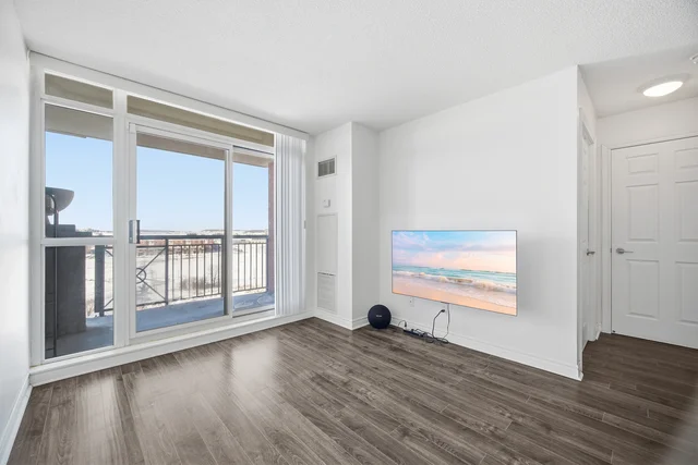 #802-2325 Central Park Drive, Oakville - photo 21