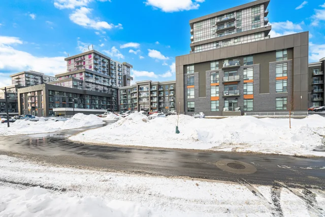 #118-460 Dundas Street East, Waterdown - photo 1