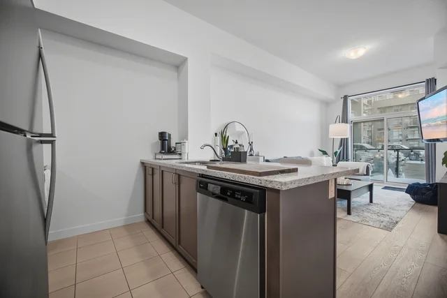#118-460 Dundas Street East, Waterdown - photo 16
