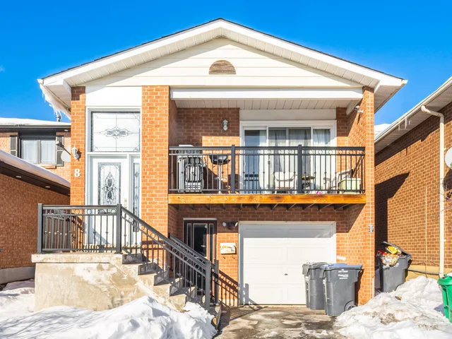 8 Deerpark Crescent, Brampton - photo 1