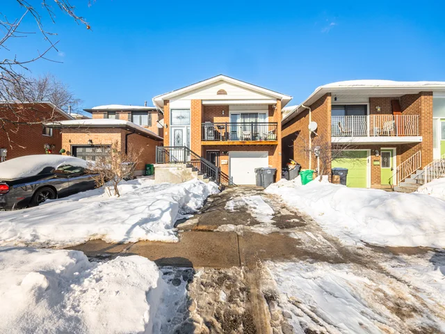 8 Deerpark Crescent, Brampton - photo 2