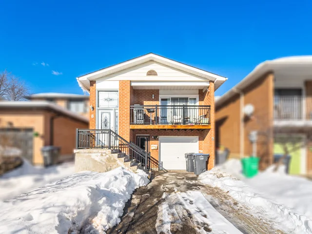 8 Deerpark Crescent, Brampton - photo 3