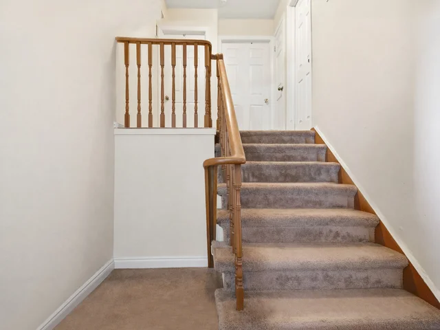 8 Deerpark Crescent, Brampton - photo 24