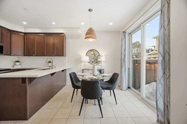 542 Fir Court, Milton - photo 14