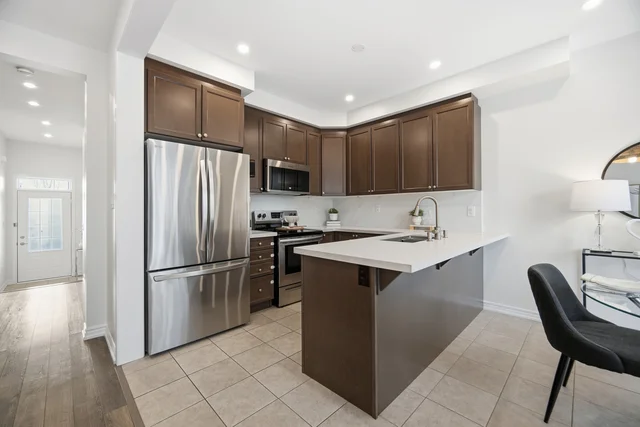 542 Fir Court, Milton - photo 16
