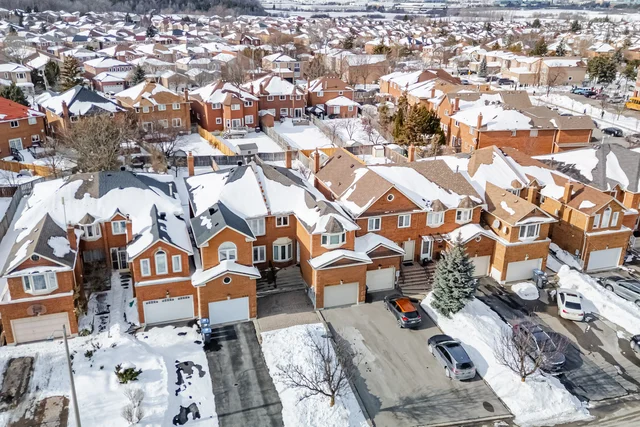407 Wendron Crescent, Mississauga - photo 5