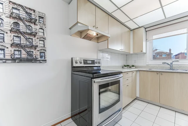 407 Wendron Crescent, Mississauga - photo 23