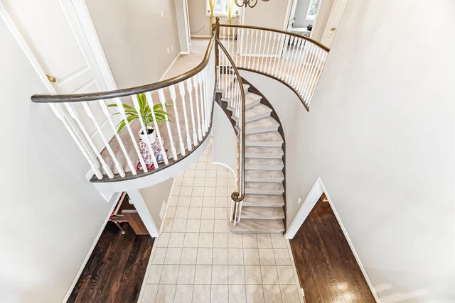 2441 Capilano Crescent, Oakville - photo 11