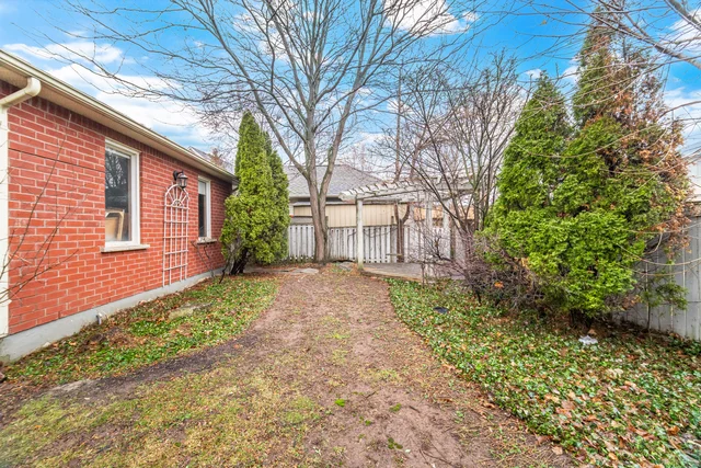 2441 Capilano Crescent, Oakville - photo 72