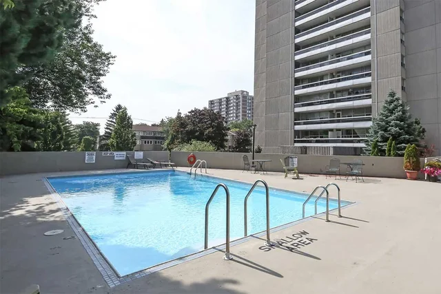 2263-marine-drive-the-lighthouse-pool.jpg