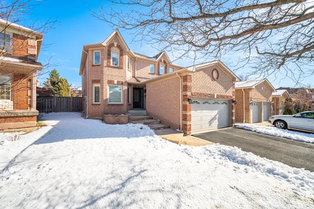 824 Drysdale Drive, Mississauga - photo 5