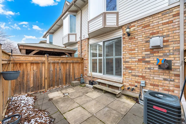 #6-2015 Cleaver Avenue, Burlington - photo 38