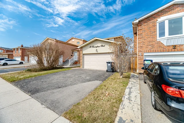 11 Sheringham Street, Brampton - photo 6