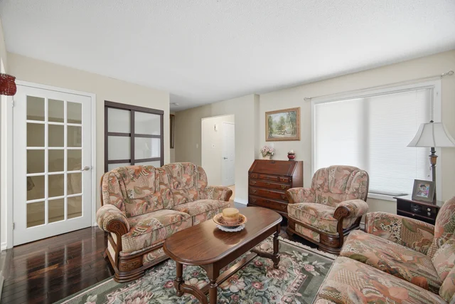 11 Sheringham Street, Brampton - photo 13