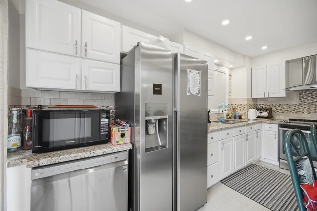 11 Sheringham Street, Brampton - photo 21