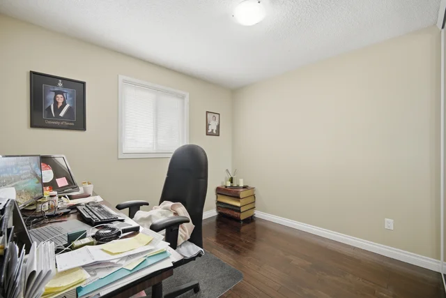 11 Sheringham Street, Brampton - photo 29