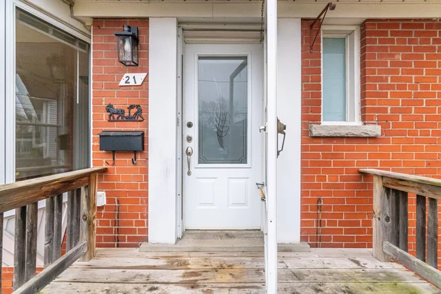21 Minnewawa Road, Mississauga - photo 8