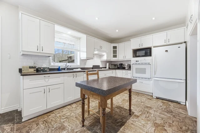 21 Minnewawa Road, Mississauga - photo 20