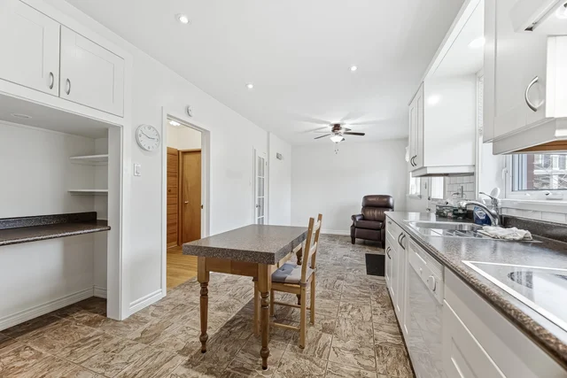 21 Minnewawa Road, Mississauga - photo 24