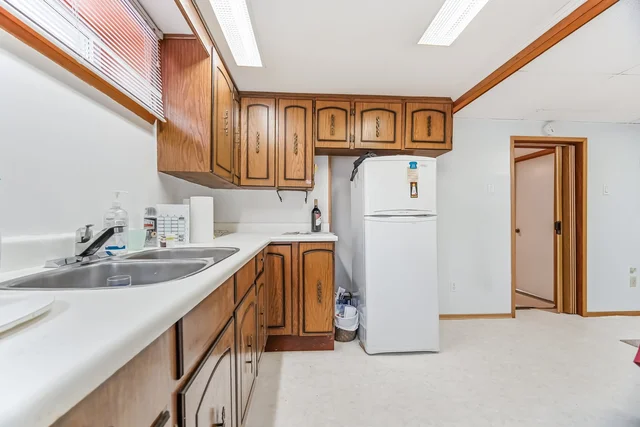 21 Minnewawa Road, Mississauga - photo 57