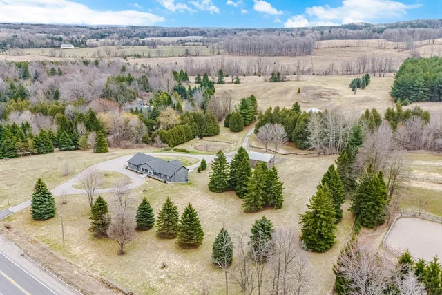 6785 Highway 9, Caledon - photo 4