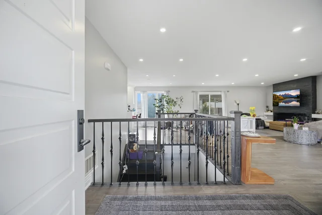 6785 Highway 9, Caledon - photo 21