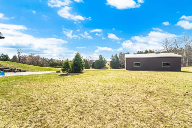 6785 Highway 9, Caledon - photo 84