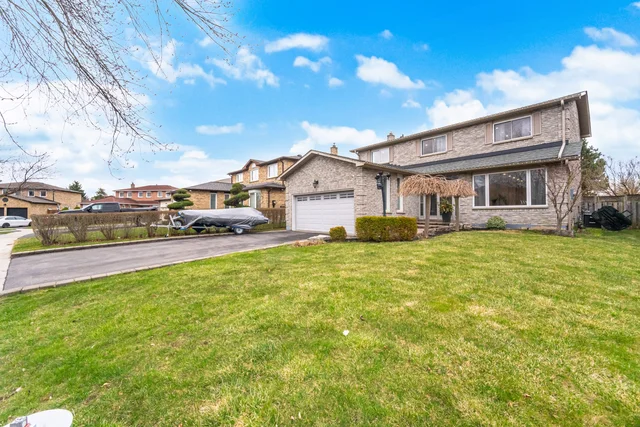 909 Lovingston Crescent, Mississauga - photo 2