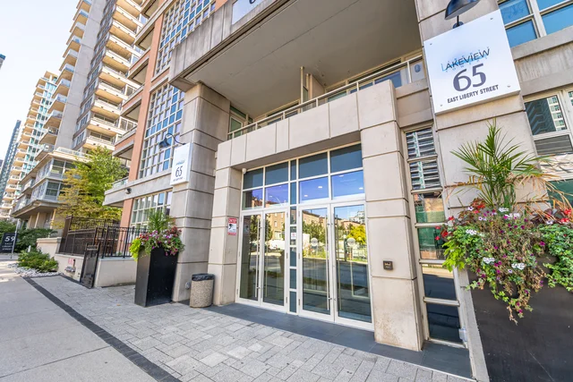 #1708-65 East Liberty Street, Toronto - photo 2