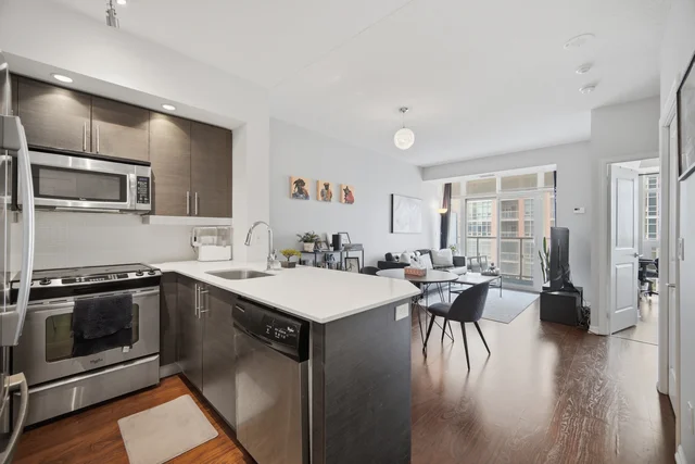 #1708-65 East Liberty Street, Toronto - photo 10
