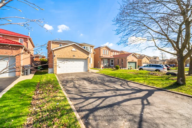 10 Burnhope Drive, Brampton - photo 6