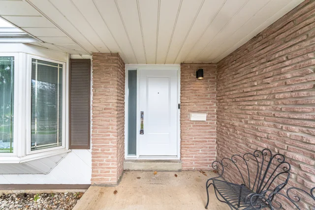 34 Lorraine Crescent, Brampton - photo 9