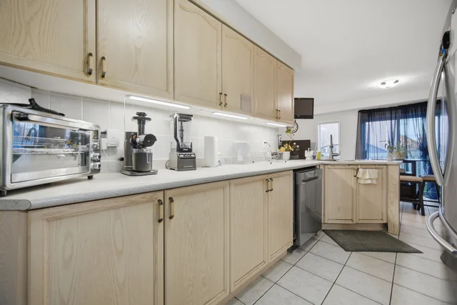 588 Rossellini Drive, Mississauga - photo 21