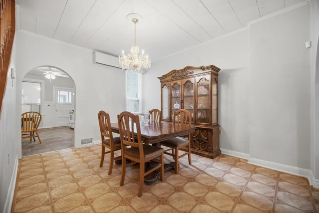 102 Bartlett Avenue, Toronto - photo 14