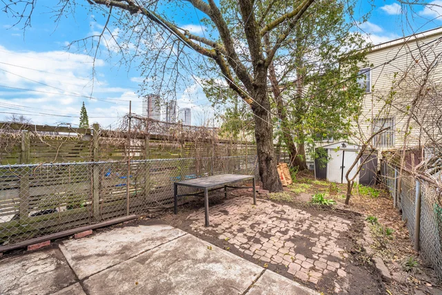 102 Bartlett Avenue, Toronto - photo 42