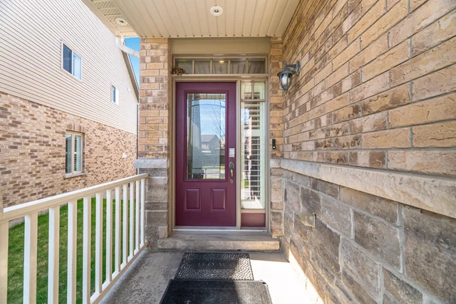22 Wardlaw Avenue, Orangeville - photo 6
