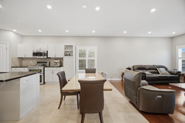 22 Wardlaw Avenue, Orangeville - photo 13