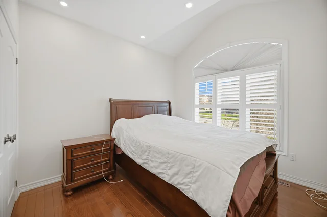 22 Wardlaw Avenue, Orangeville - photo 22