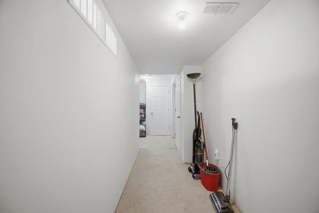 22 Wardlaw Avenue, Orangeville - photo 43