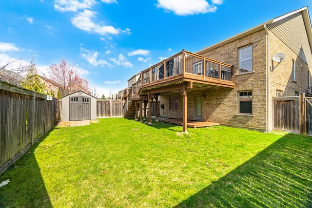22 Wardlaw Avenue, Orangeville - photo 50