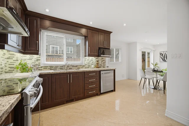 19 Ingleton Boulevard, Scarborough - photo 24