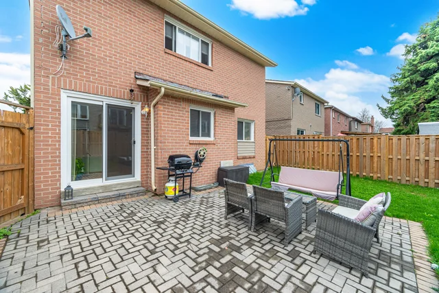 19 Ingleton Boulevard, Scarborough - photo 77