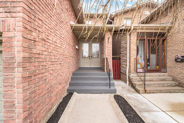 1596 Lewes Way, Mississauga - photo 3