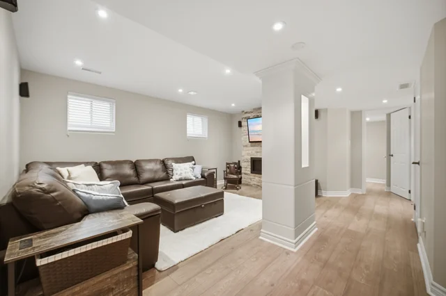 1596 Lewes Way, Mississauga - photo 32