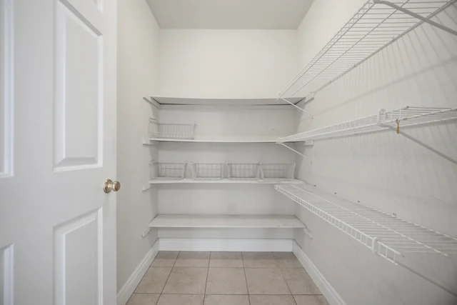 648 Esprit Crescent, Mississauga - photo 22
