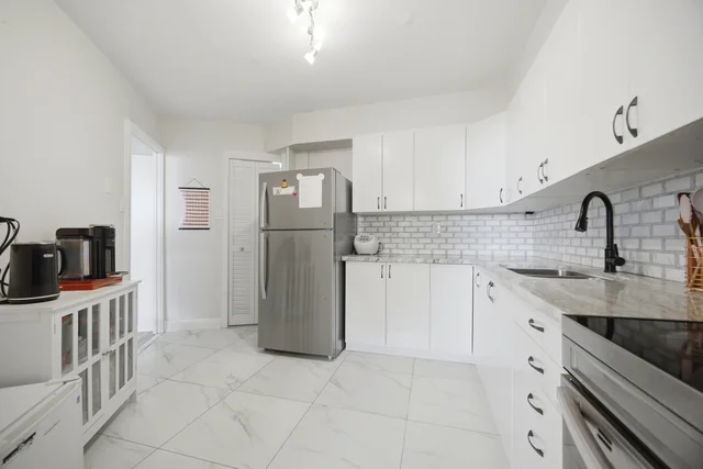 #815-451 The West Mall, Etobicoke - photo 18